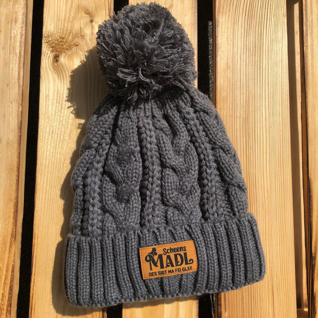 Bommlmützn #SCHEENS MADL Bayerische Bommelmütze für Damen | Strickmütze mit Winter-Bommel