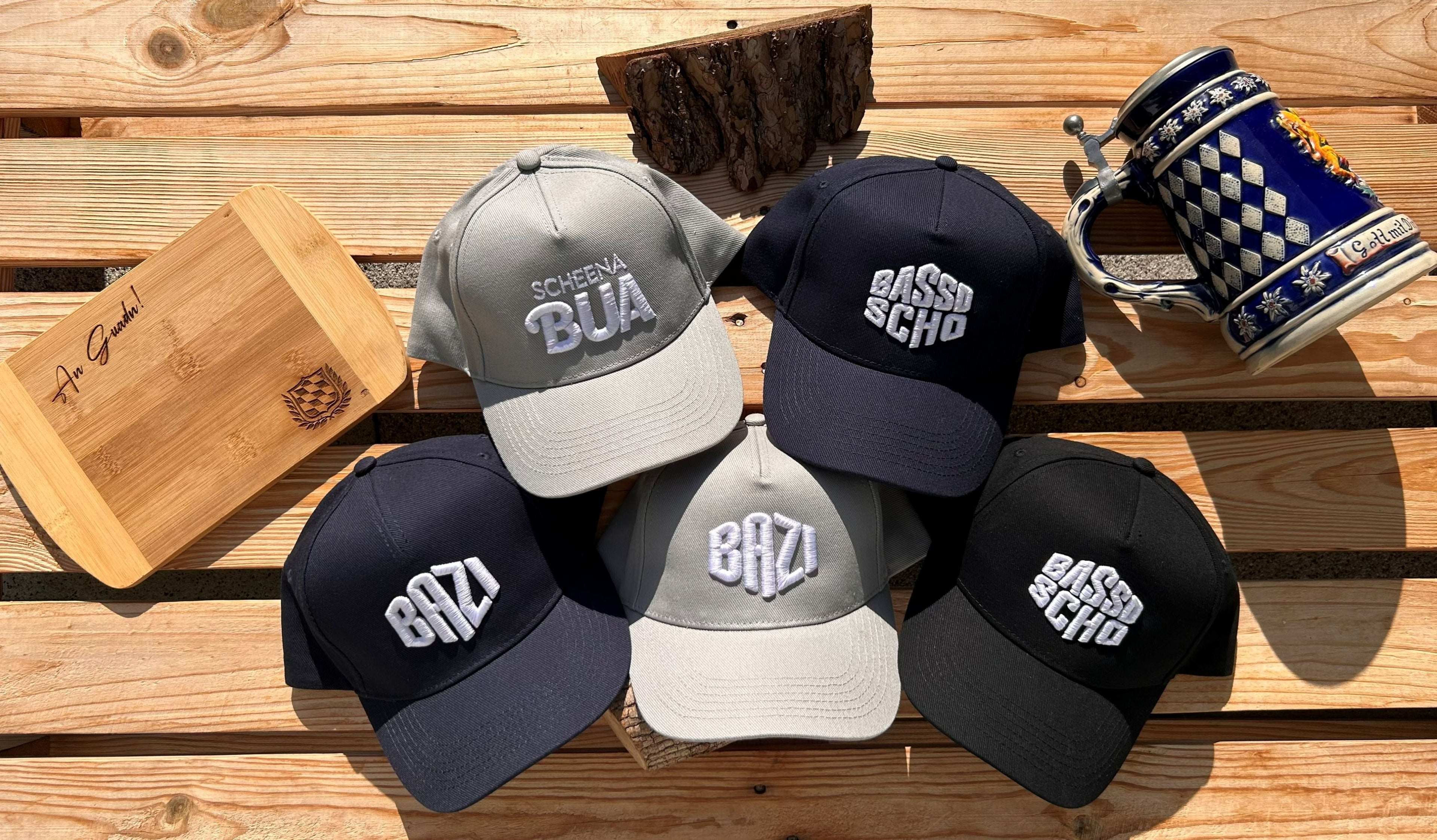 Bayerische Caps von BavaRosi Fashion im bayerische Dialekt bestickt Bazi Caps für Herren Damen und Kinder Strawanza Caps Bavarian Caps Bayerische Geschenke und typisch bayerische Mitbringsel Oktoberfest Caps