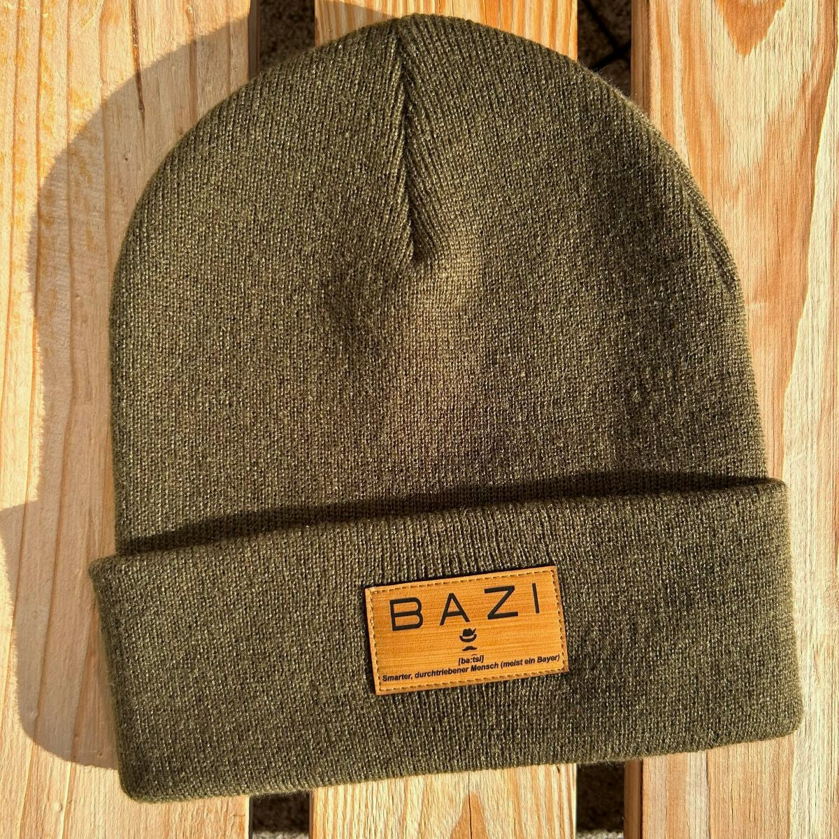 Mützn #BAZI Bayern Beanie mit Lederlabel für Herren | Bayerische Strickmütze