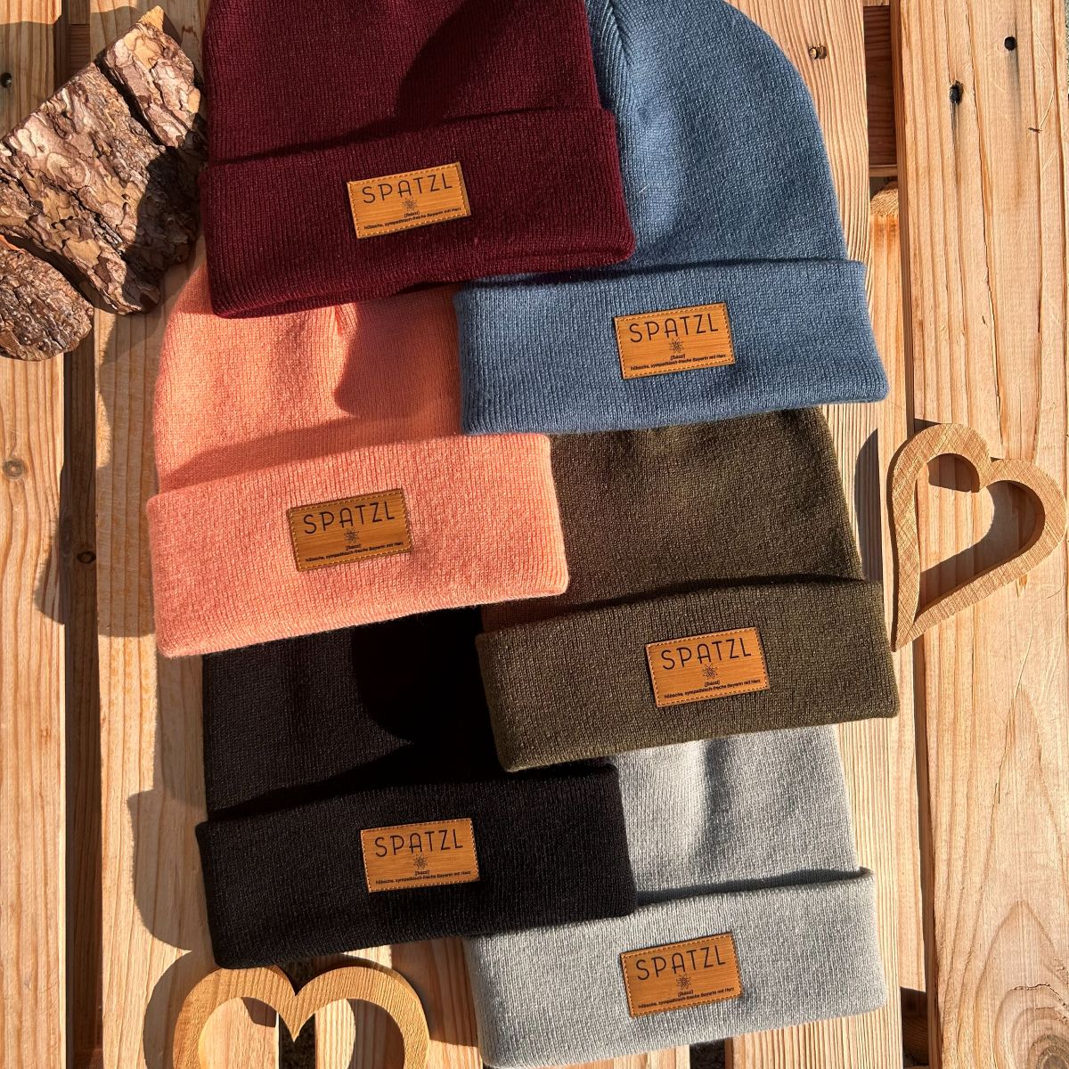 Mützn #SPATZL Bayern Beanie mit Lederlabel für Damen | Bayerische Strickmütze