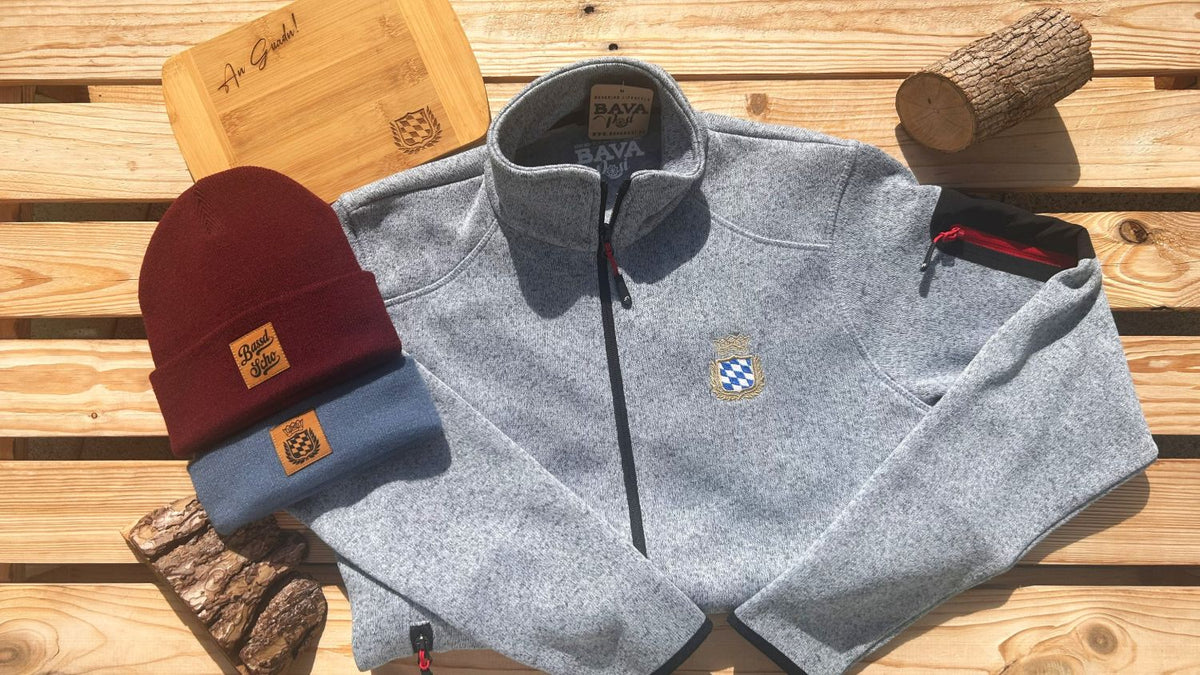 Bayerische Strickjacken und bayerische Trachtenjacken. Bayerische Jacken für jeden Tag mit Wappen bestickt. Bayerische Jacken zur Tracht für das Oktoberfest oder alle anderen Volksfeste. Bayerische Geschenke zum Geburtstag oder bayerische Weihnachtsgeschenke