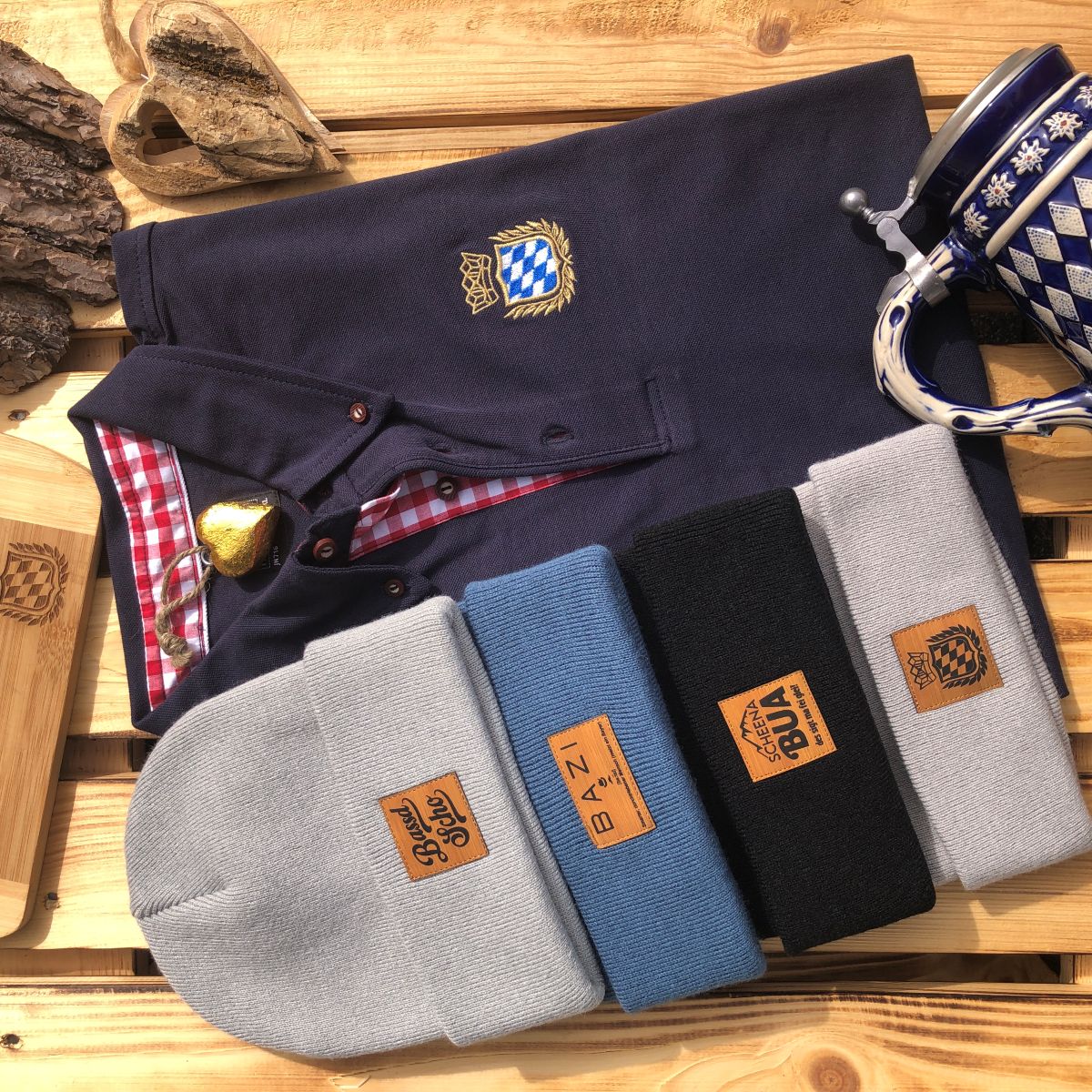 Mützn #ROYALBAVARIAN Bayern Beanie mit Lederlabel für Damen & Herren | Bayerisches Wappen Strickmütze