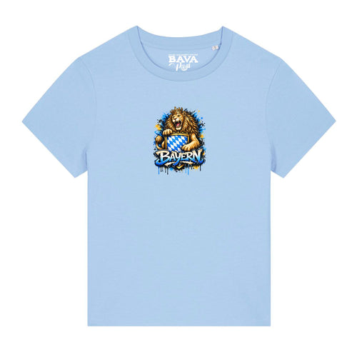 Bayerischer Löwe Damen Shirt BavaRosi Fashion Summit Moderne Bayern Damenshirts Dopamin Stil Dopamin Chic Dopamin Mode Bayern Berge Frauen Shirts Strawanza Buadepp Bavarian Caps Damen T-Shirts Wiesn Outfit Oktoberfest Outfit Volksfest Frauen Shirts Vohburg Marktstadl Geisenfeld Tegernsee München Regensburg Ingolstadt Augsburg Shop
