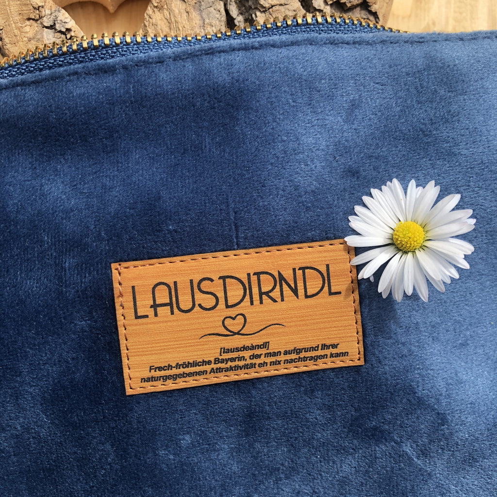 #LAUSDIRNDL Samt-Kosmetiktasche