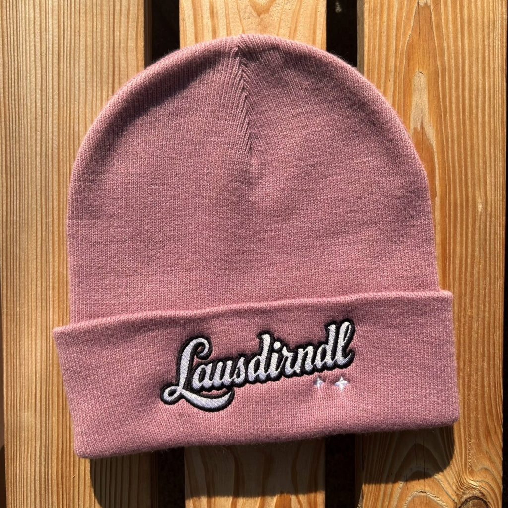 Bayerische Lausdirndl Mütze von BavaRosi Fashion Bayerische Mützen Beanies und Stirnbänder BAyerische Geschenke und bayerische Weihnachtsgeschenke Regensburg München Passau Pfaffenhofen Ingolstadt Geisenfeld Schrobenhausen Wolnzach Vohburg Rosenheim Landshut Mode Shop