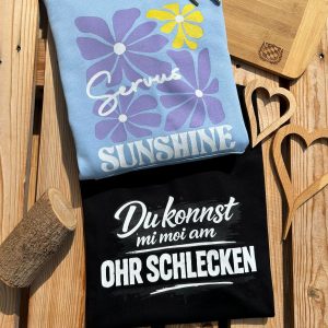Du konnst mi moi am Ohr schlecken T-Shirt BavaRosi Fashion Bayerische Shirts Am Arsch lecken München Geisenfeld Schrobenhaisen Vohburg Ingolstadt Regensburg Füssen Allgäu Chiemsee Tegernsee Dachau Shirts und Mode Bayerische Mitbringsel und Geschenke