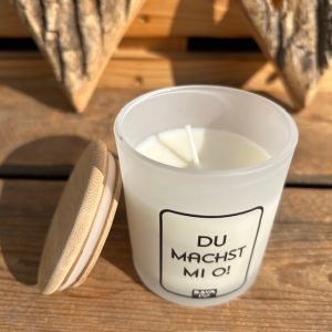 Bayerische Du machst mi O Kerze von BavaRosi Fashion Spruchkerze Duftkerze Pfaffenhofen Ingolstadt Geisenfeld Schrobenhausen Augsburg Aichach Regensburg München Rosenheim Tegernsee Shop