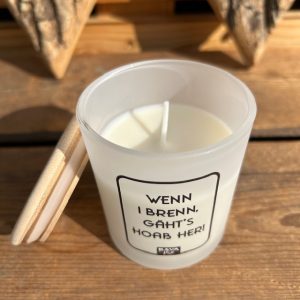 Bayerische Kerze Wenn I brenn gehts hoaß her mit bayerischen Sprüchen von BavaRosi Fashion Bayerische Kerzen Geisenfeld Pfaffenhofen Ingolstadt Schrobenhausen München Kehlheim Regensburg Shop