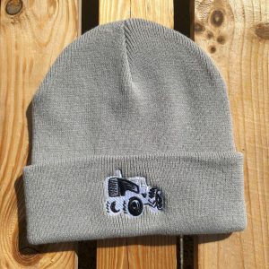 Traktor Mütze oder Bulldog Mütze von BavaRosi Fashion für alle Traktorbesitzer Traktorfans Traktorvereine und natürlich Bauern und Landwirte die einen Traktor besitzen Traktor Beanies