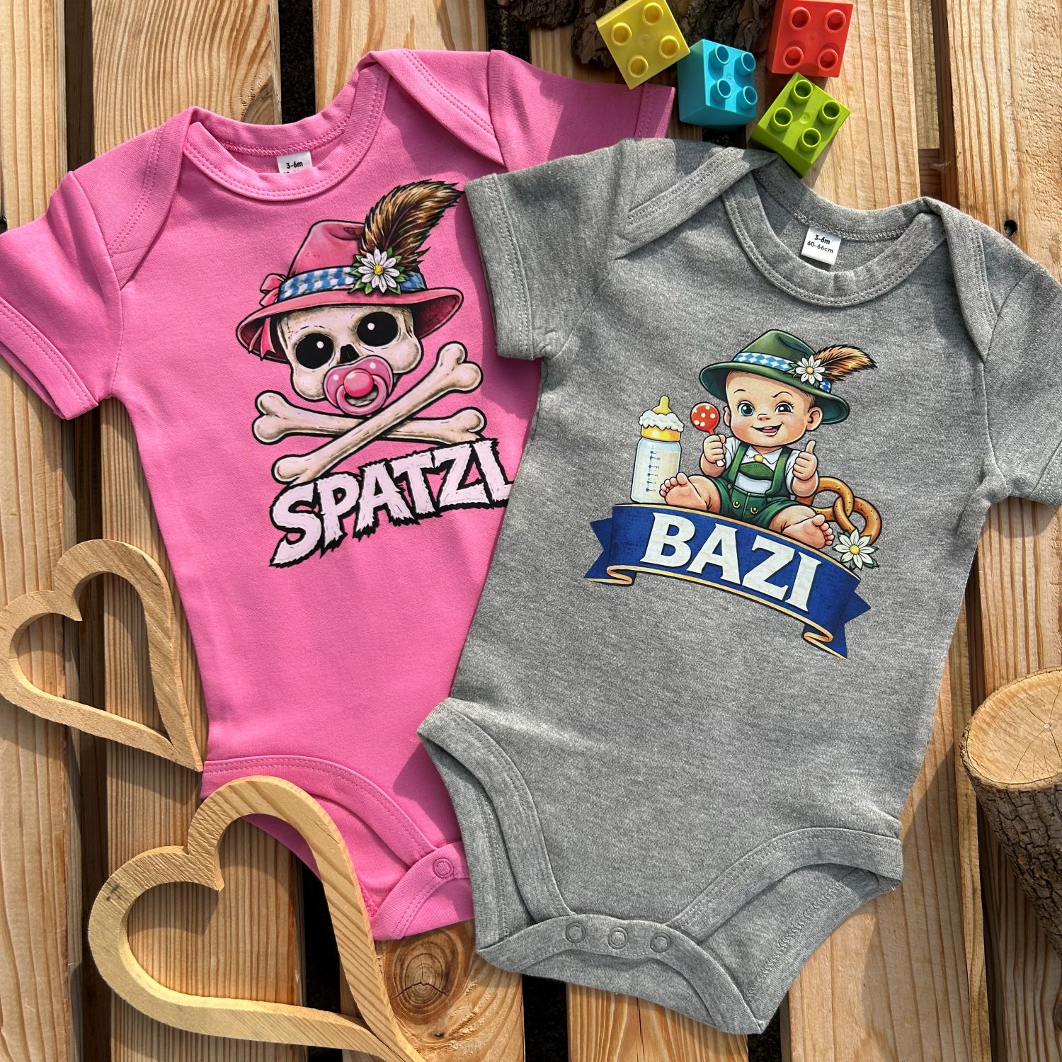 Bayerische Baby Bodies BavaRosi Fashion Spatzl Totenkopf und Bazi Strawanza München Ingolstadt Vohburg Geisenfeld Pfaffenhofen Tegernsee Garmisch Landshut Regensburg Baby Shop Bayerische Baby Bodies BavaRosi Fashion Spatzl Totenkopf und Bazi Strawanza München Ingolstadt Vohburg Geisenfeld Pfaffenhofen Tegernsee Garmisch Landshut Regensburg Baby Shop